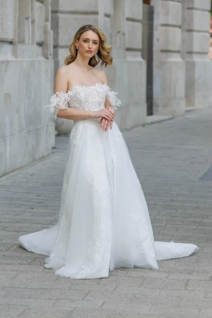 Esküvői ruha Aria 1