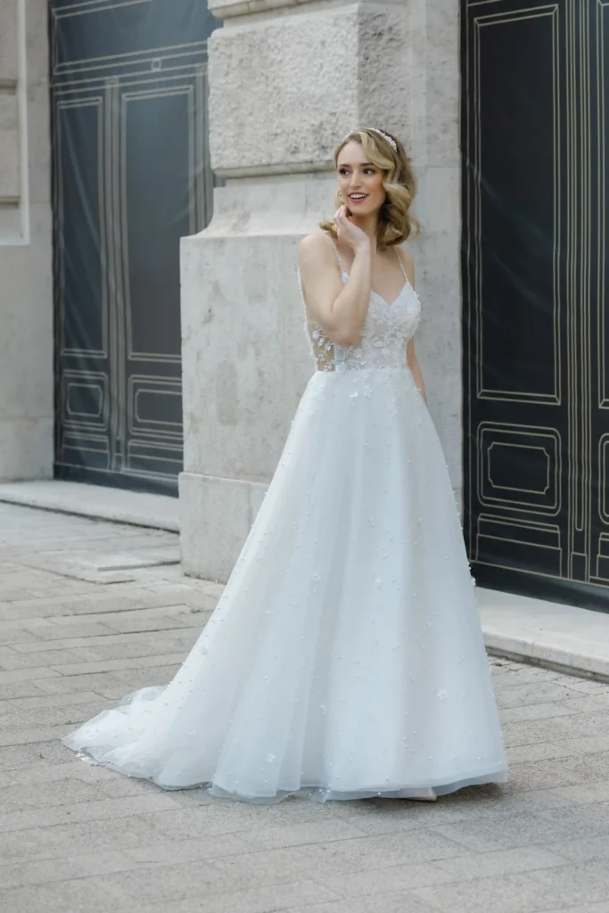 Esküvői ruha Elise 5