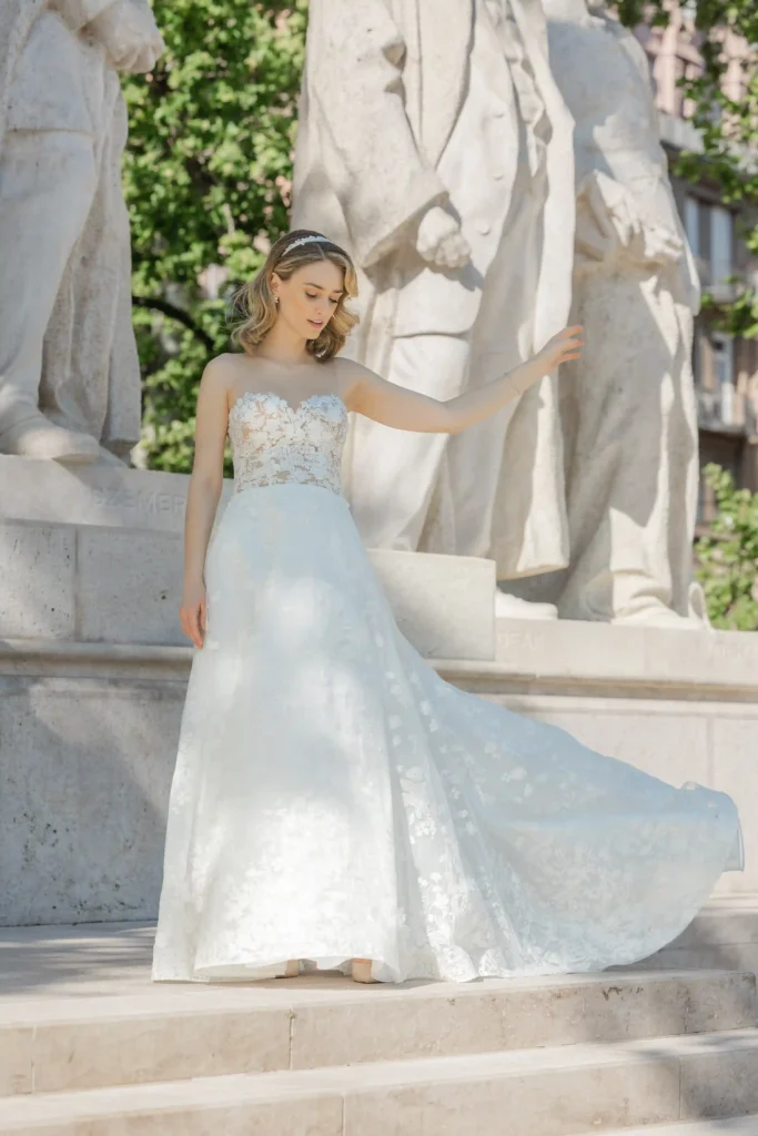 Esküvői ruha Lilou 2