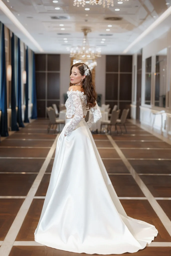 Esküvői ruha Berill 3