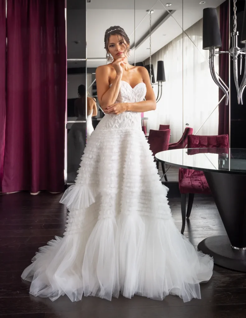 Esküvői ruha Beverly 3