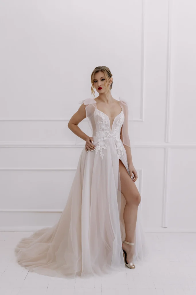 Esküvői ruha Primose 3