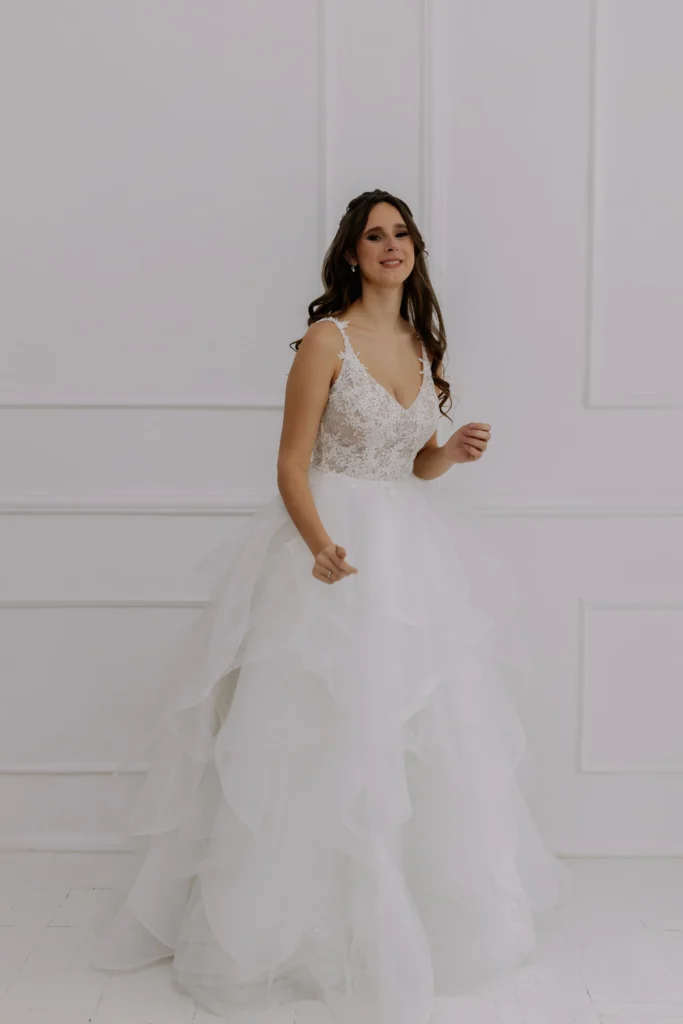 Esküvői ruha Violet 1