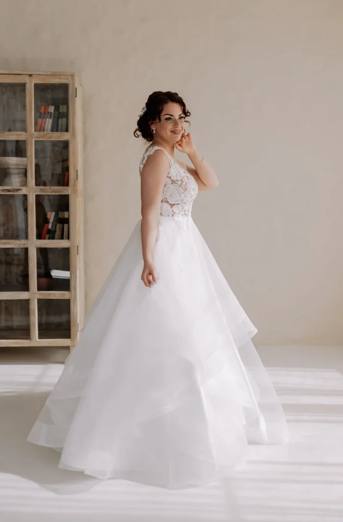 Esküvői ruha Alina 2